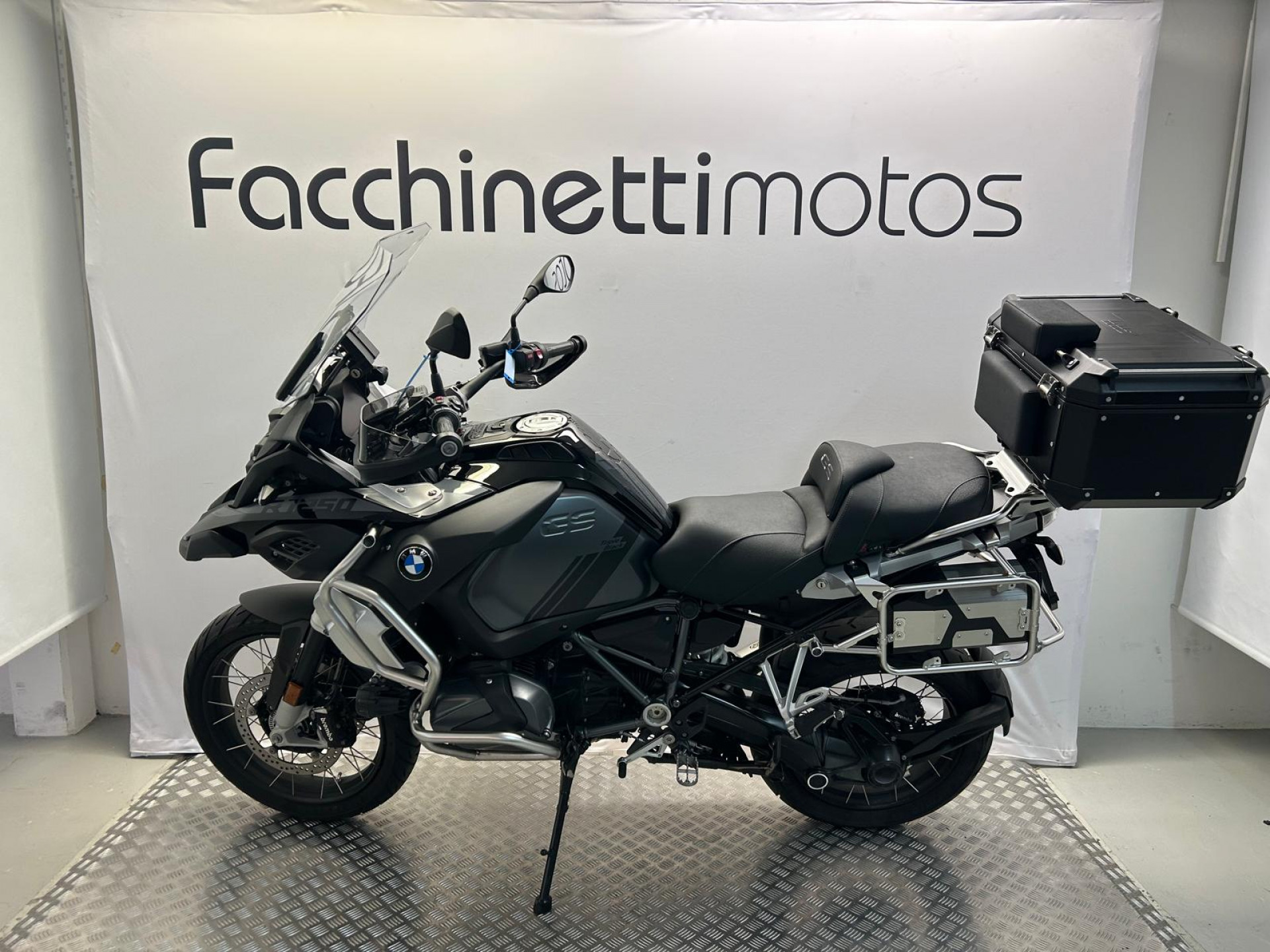 BMW R 1250 GS Adventure Triple Black - 2
