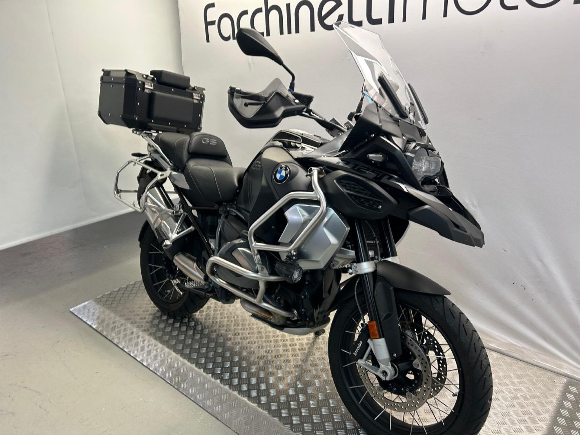 BMW R 1250 GS Adventure Triple Black - 3