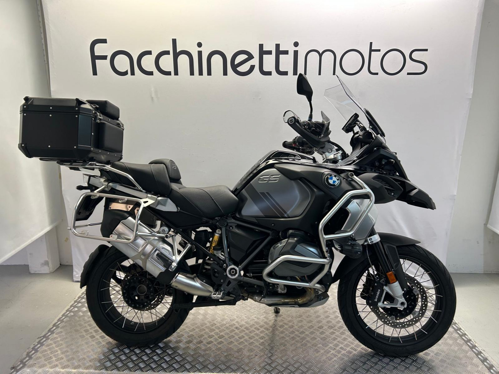 BMW R 1250 GS Adventure Triple Black