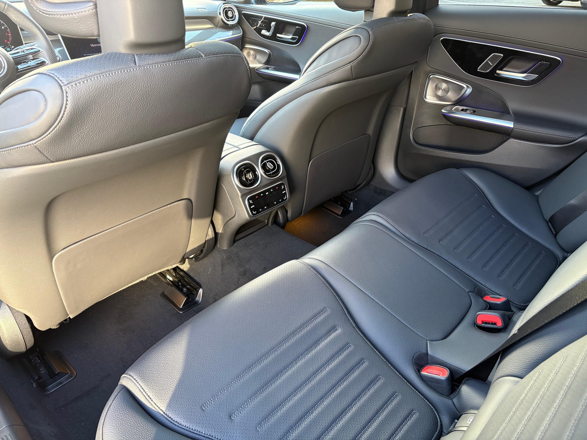 MERCEDES-BENZ C 300 AMG Line 4matic - 21