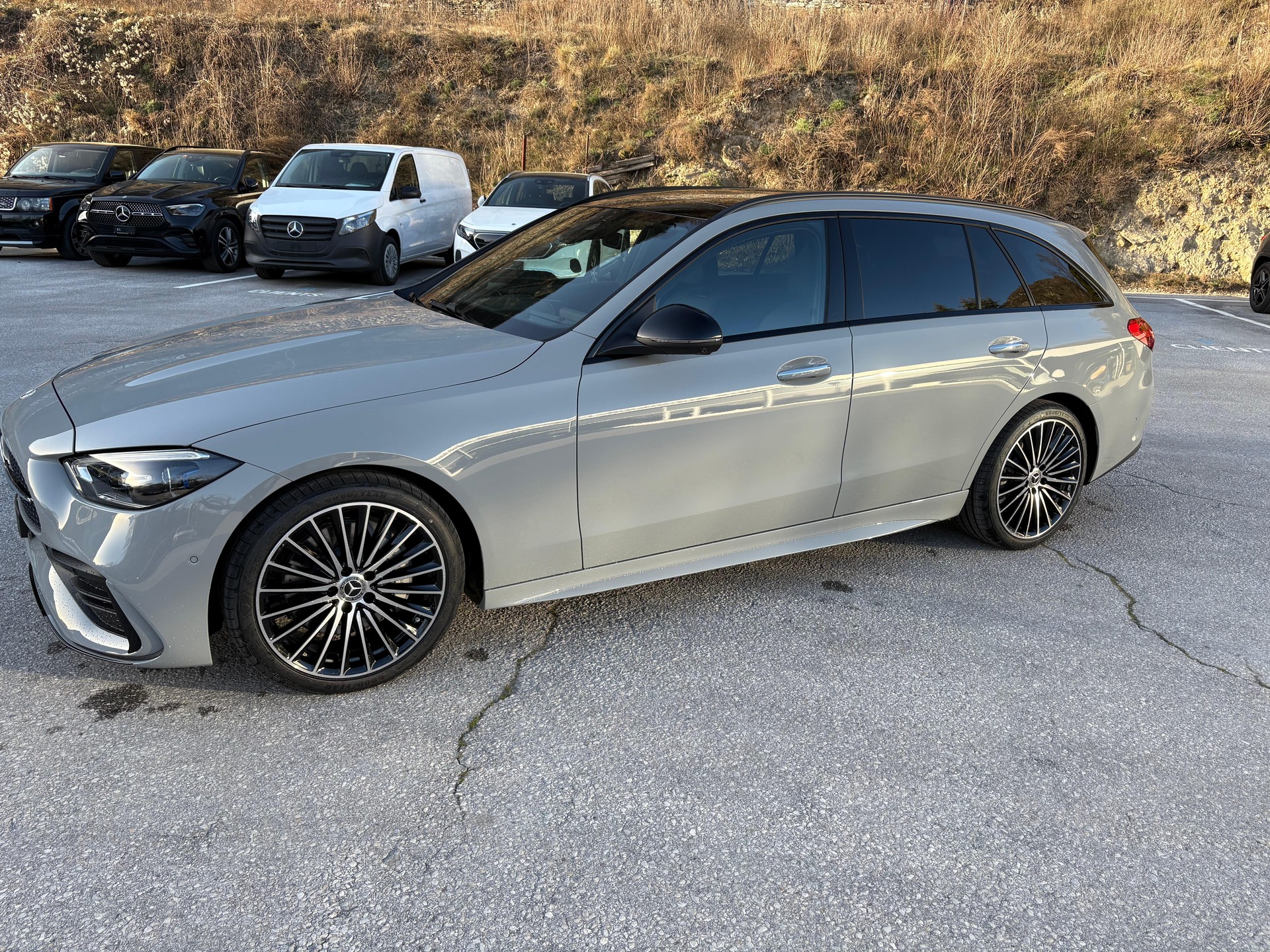 MERCEDES-BENZ C 300 AMG Line 4matic - 4