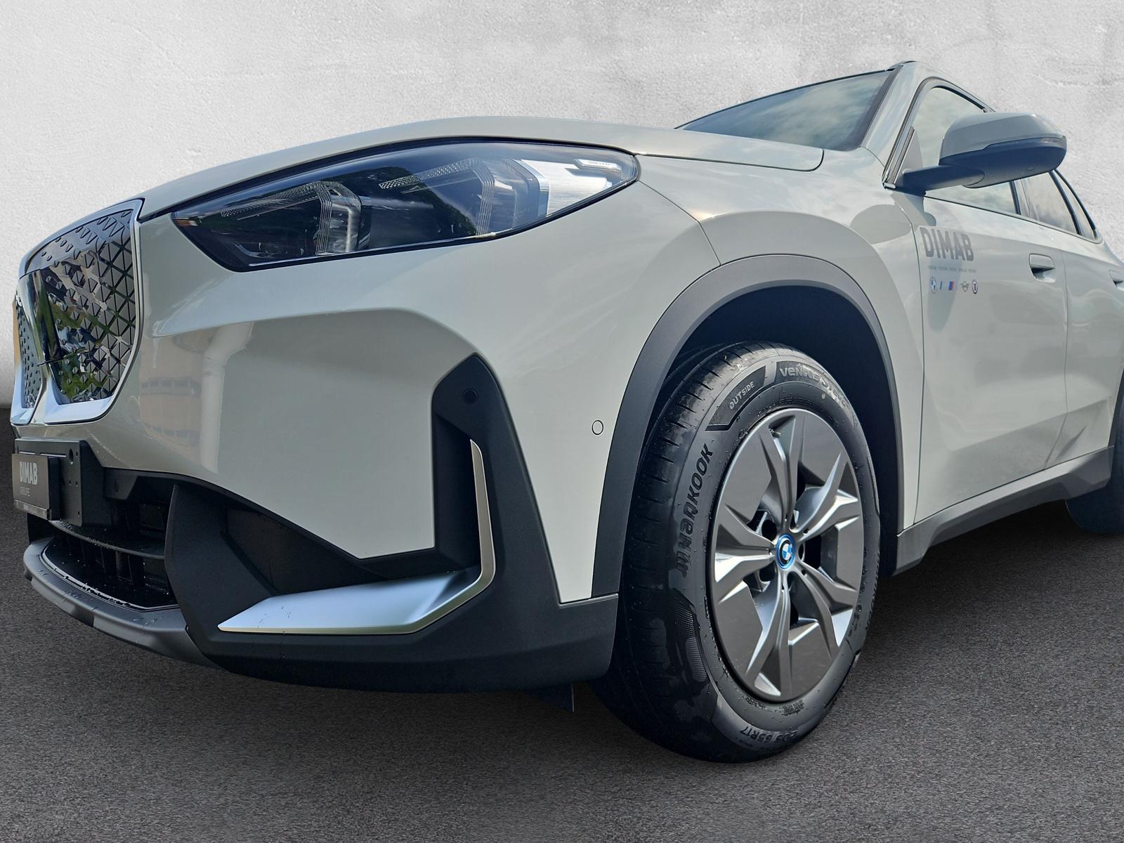 BMW iX1 20 eDrive U11 (CH) AHK 📍 - 8
