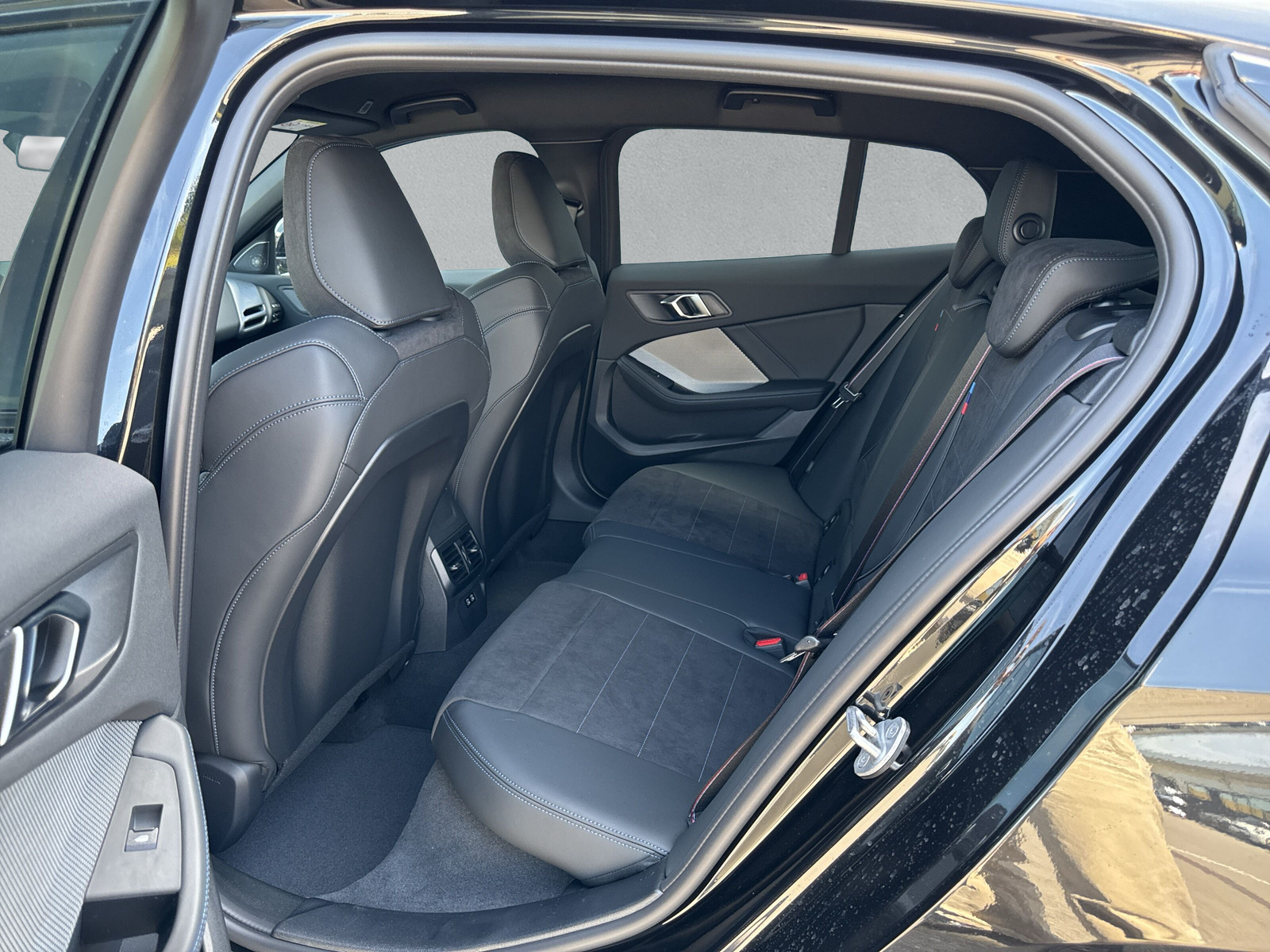 BMW 123 xDrive M Sport Pro Steptronic - 16