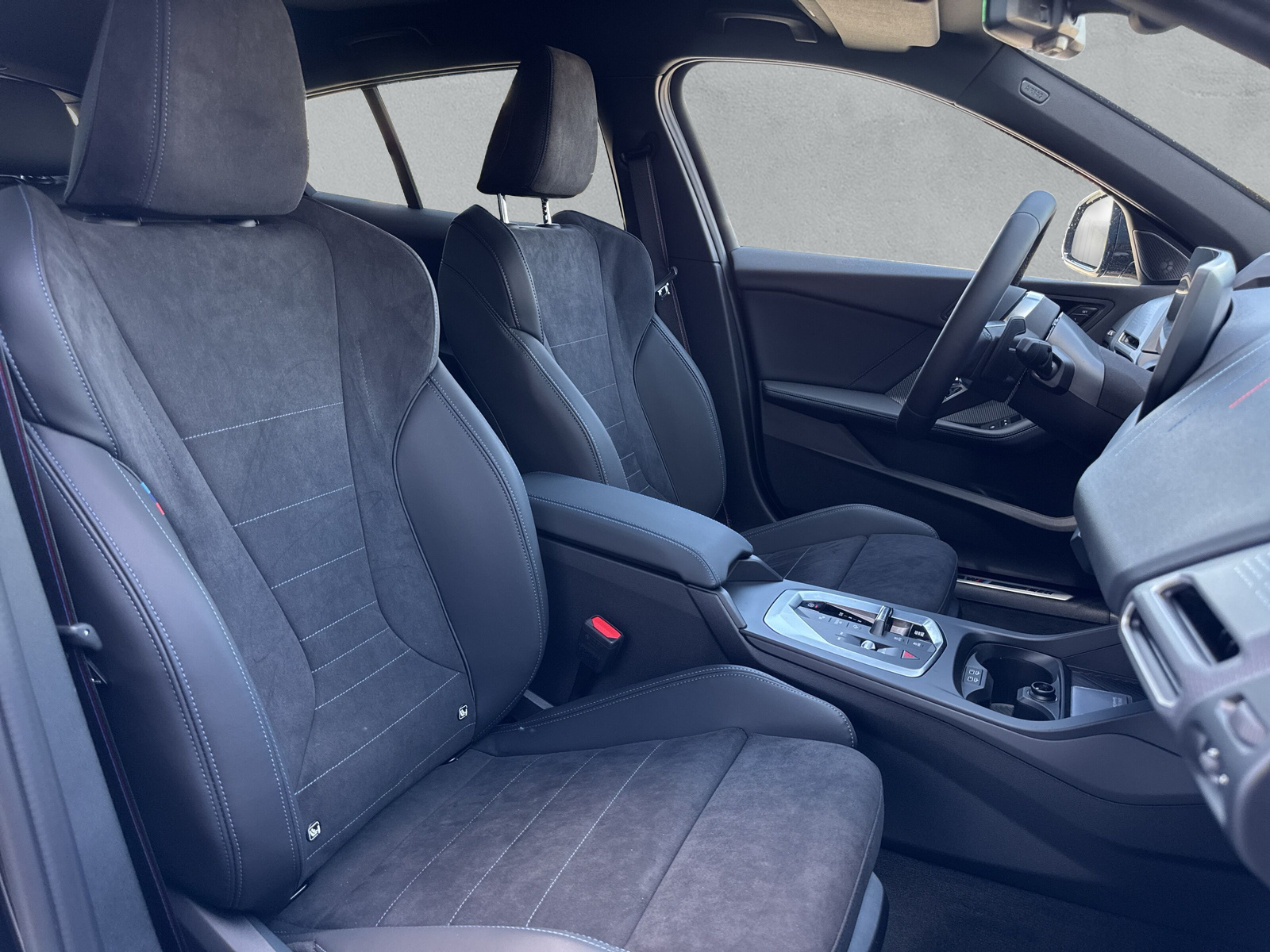 BMW 123 xDrive M Sport Pro Steptronic - 13