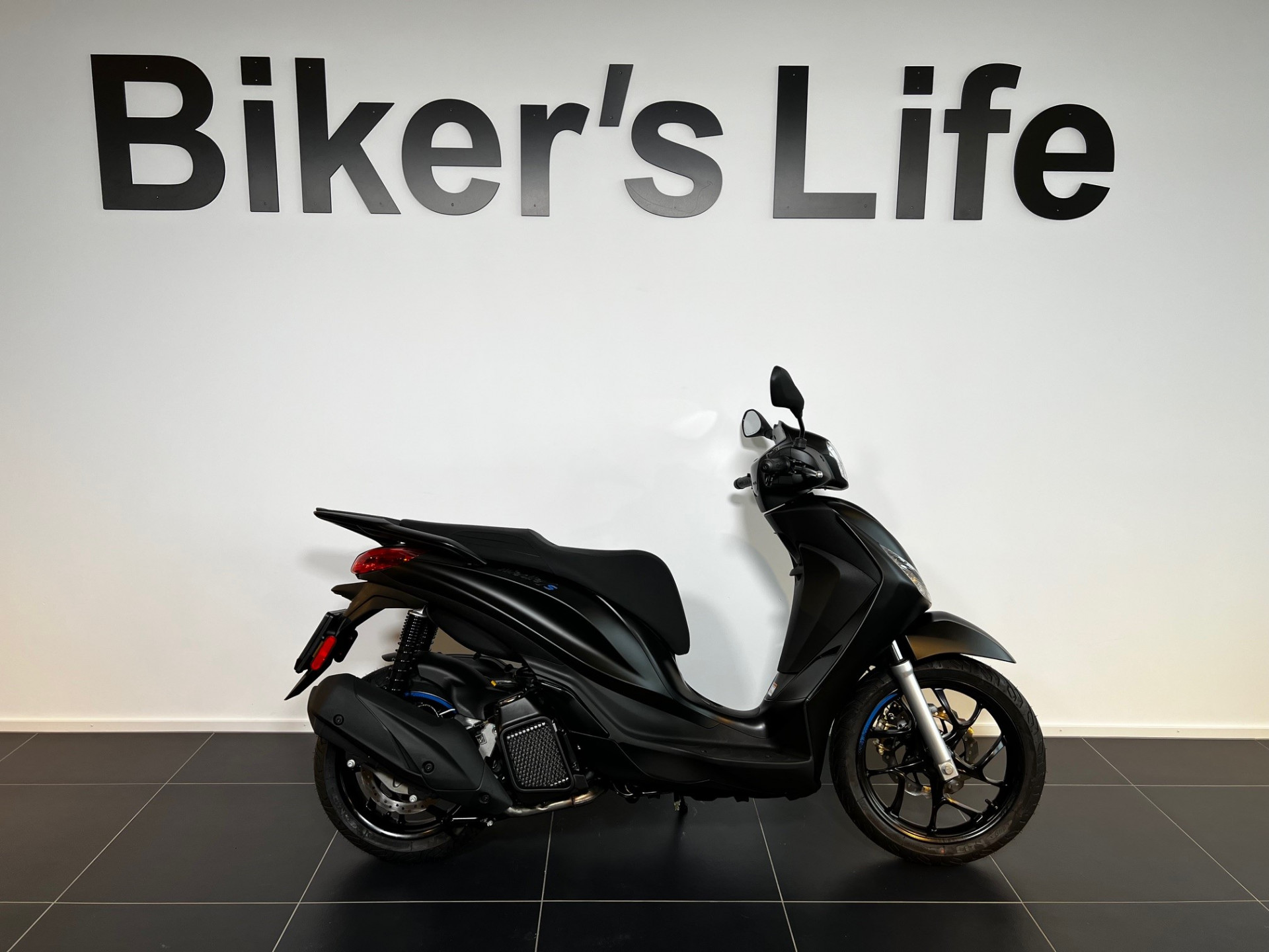 PIAGGIO Medley 125 Sport