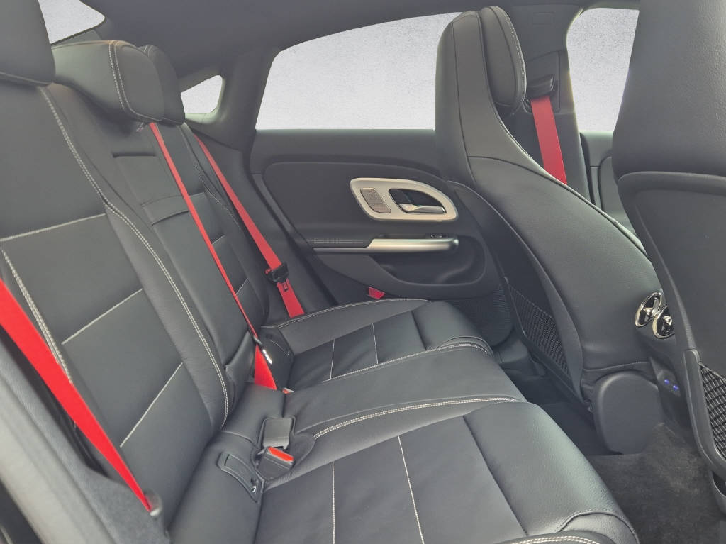 MERCEDES-BENZ CLA 220 AMG Line 4Matic - 11