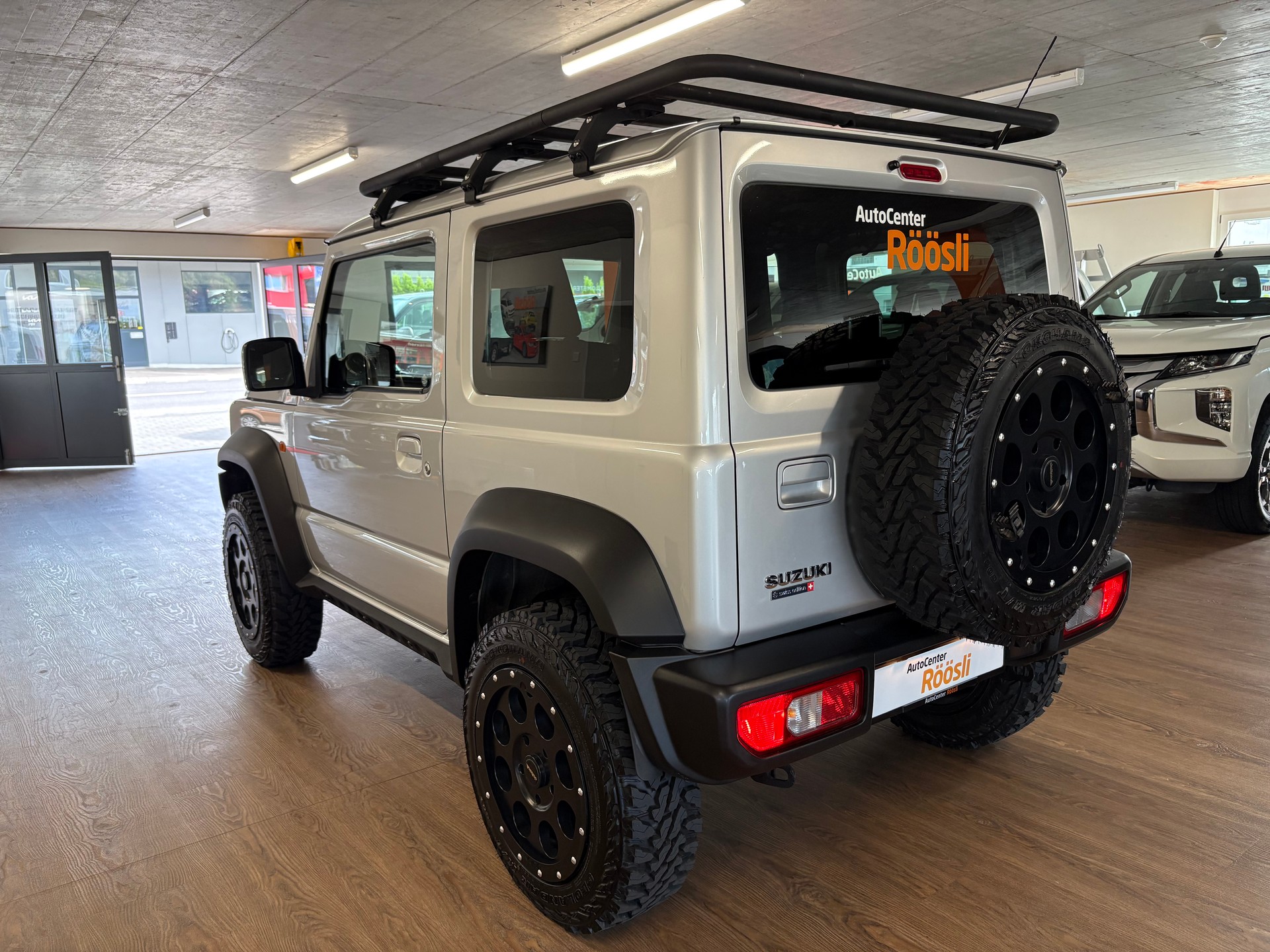 SUZUKI Jimny 1.5 Compact Top 4x4 AVUS-Edition - 4