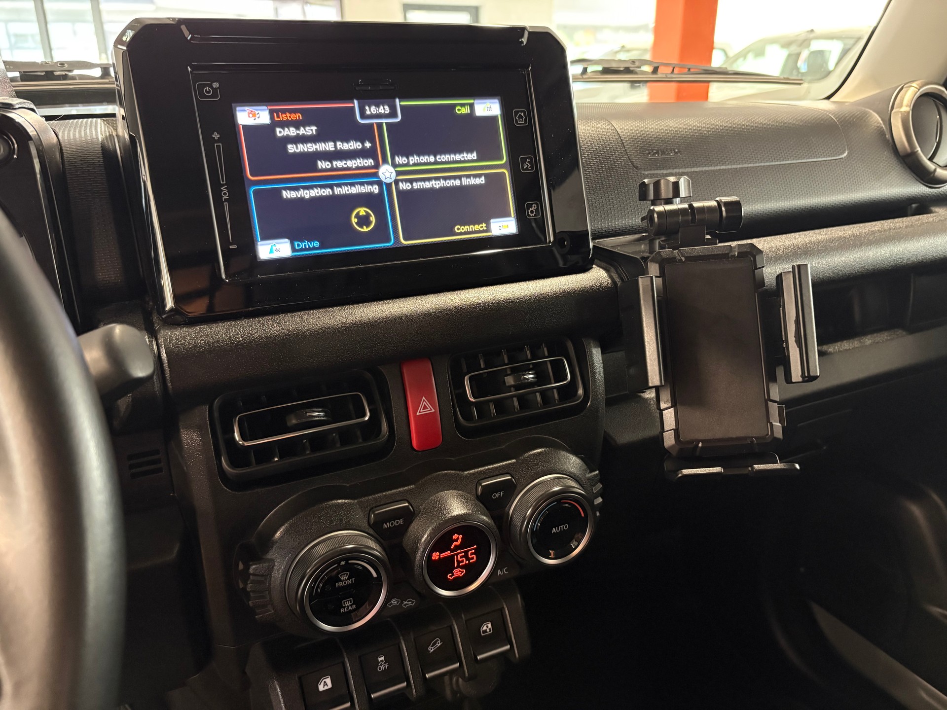 SUZUKI Jimny 1.5 Compact Top 4x4 AVUS-Edition - 14