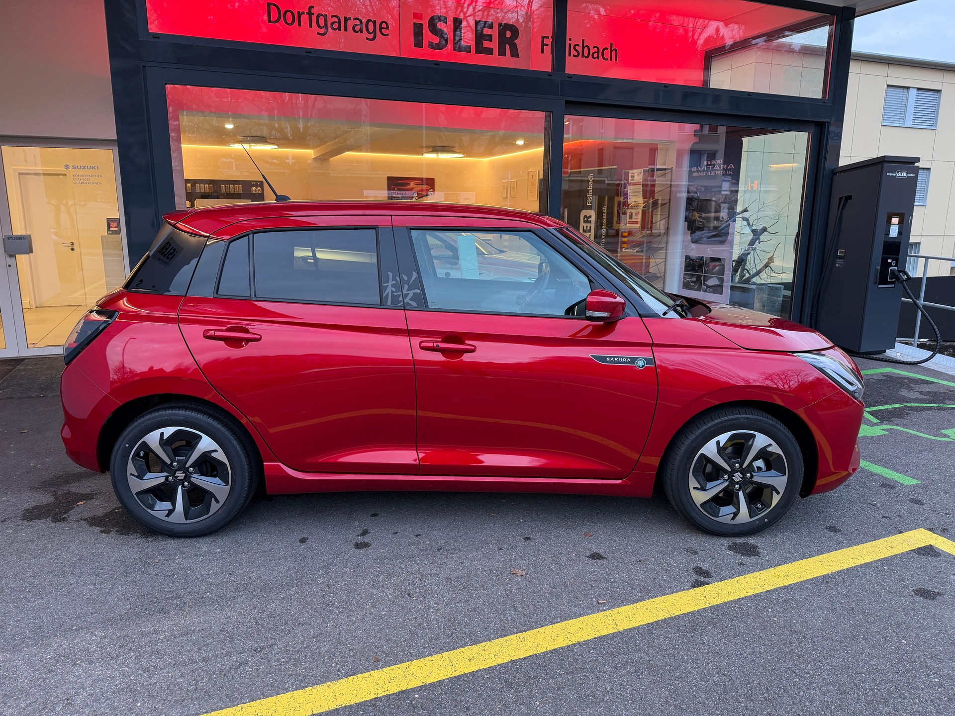 SUZUKI Swift 1.2 Sakura Top Hybrid - 2