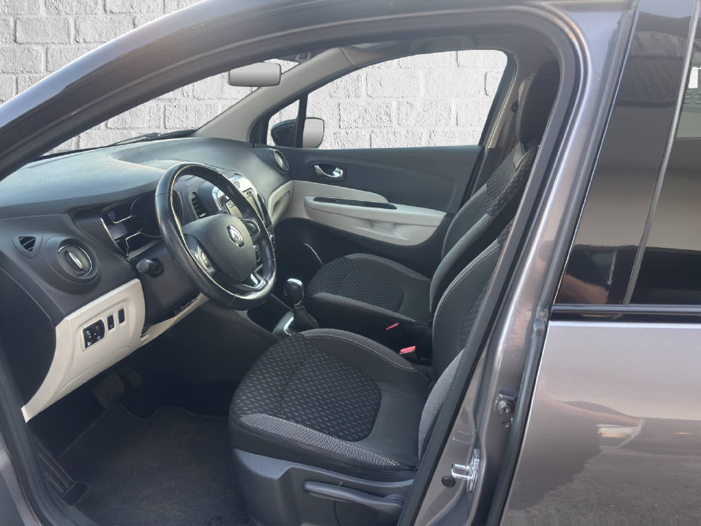 RENAULT Captur 1.2 TCe Intens EDC S/S - 6