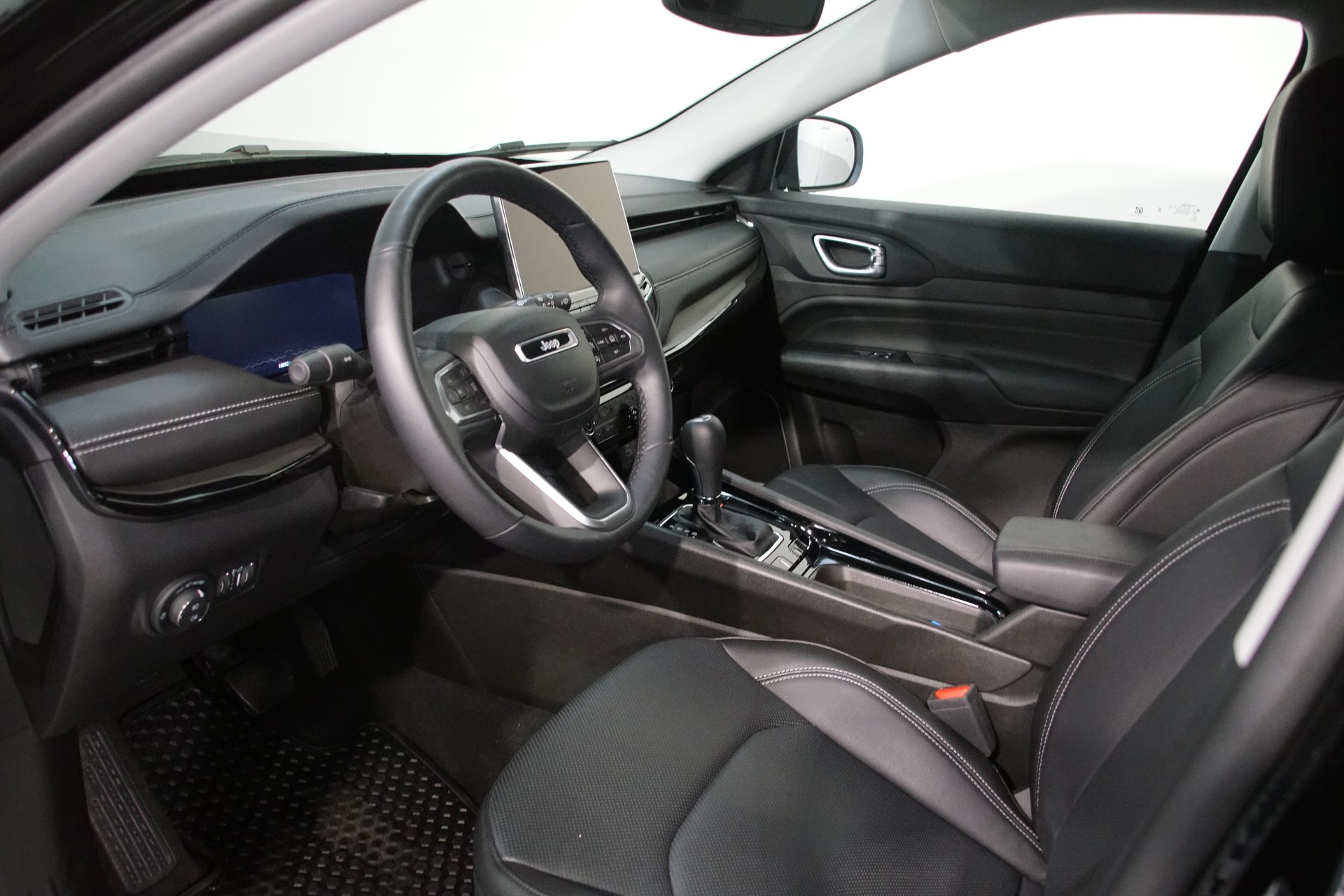 JEEP Compass 4x2 1.5 T MHEV Summit **SWISS** - 11