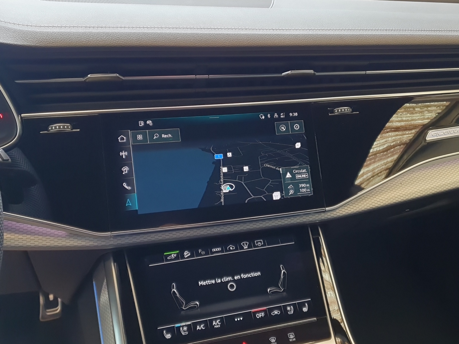 AUDI Q8 SUV TFSI e quattro 290 kW Attraction tiptronic - 11