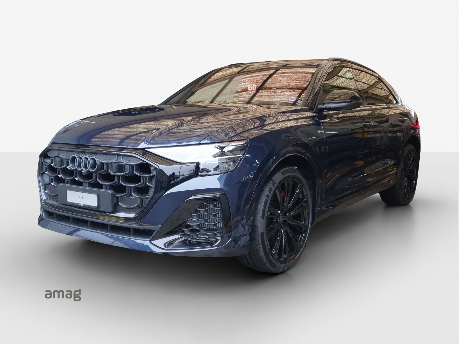 AUDI Q8 SUV TFSI e quattro 290 kW Attraction tiptronic