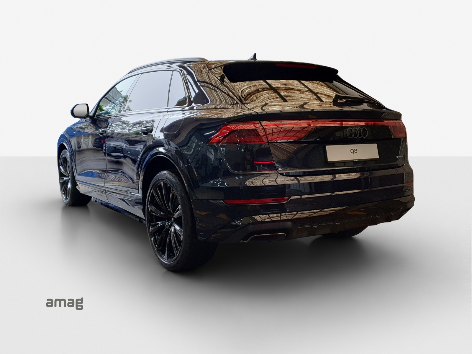AUDI Q8 SUV TFSI e quattro 290 kW Attraction tiptronic - 3