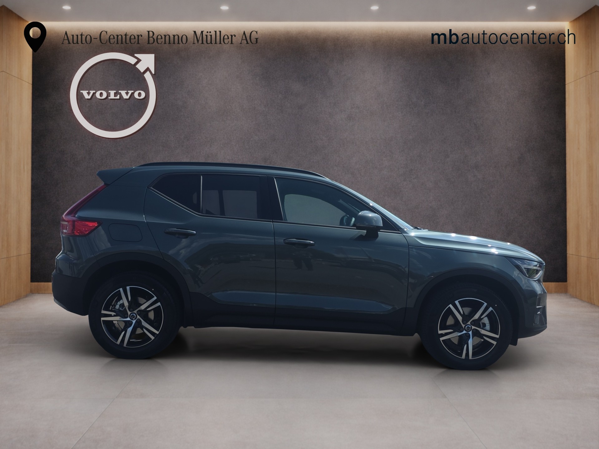 VOLVO XC40 2.0 B3 MH Core - 6