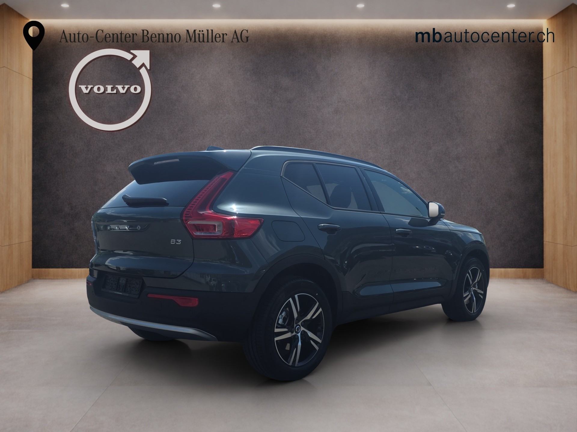 VOLVO XC40 2.0 B3 MH Core - 5