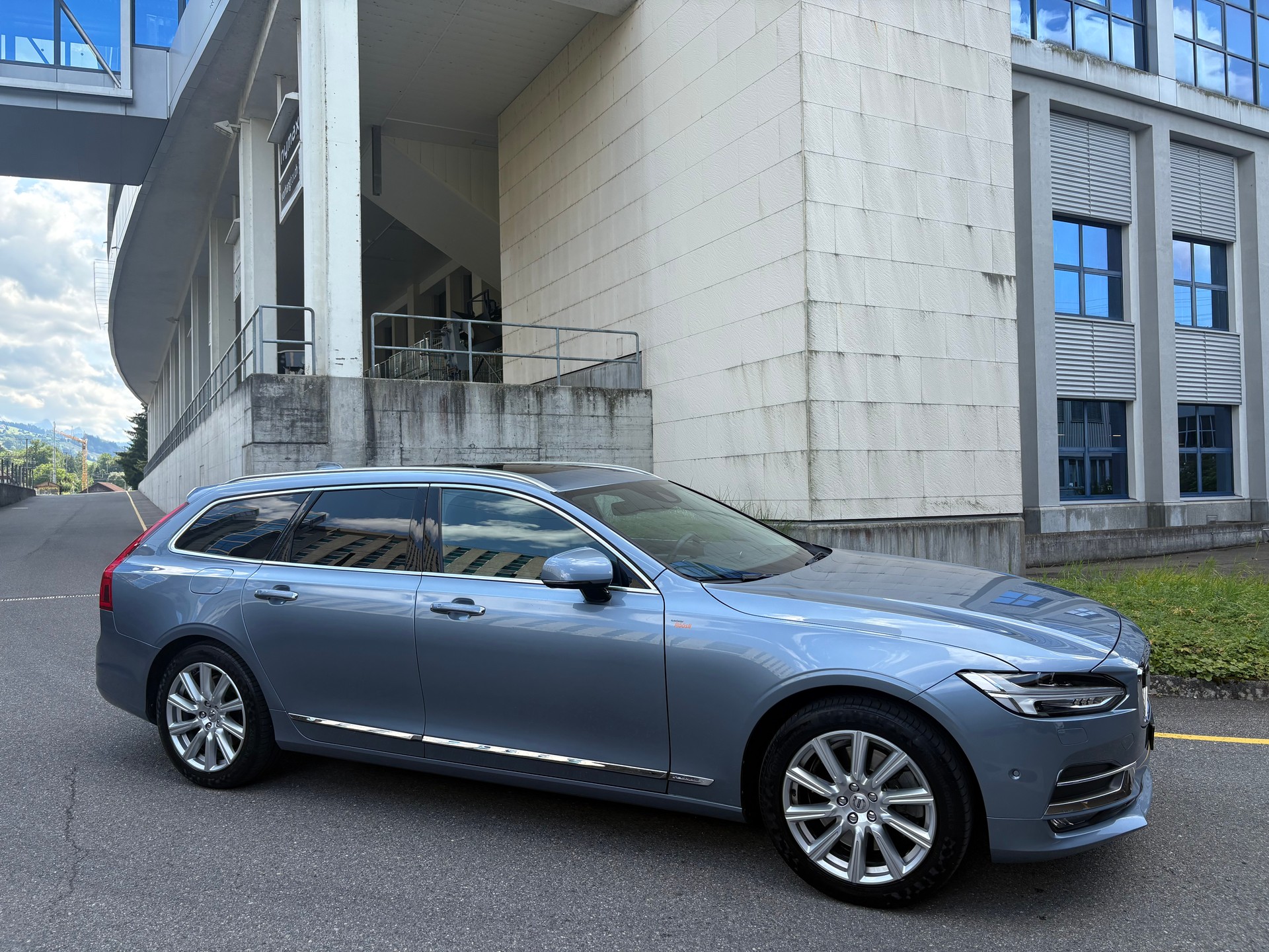 VOLVO V90 T6 AWD Inscription Geartronic - 4