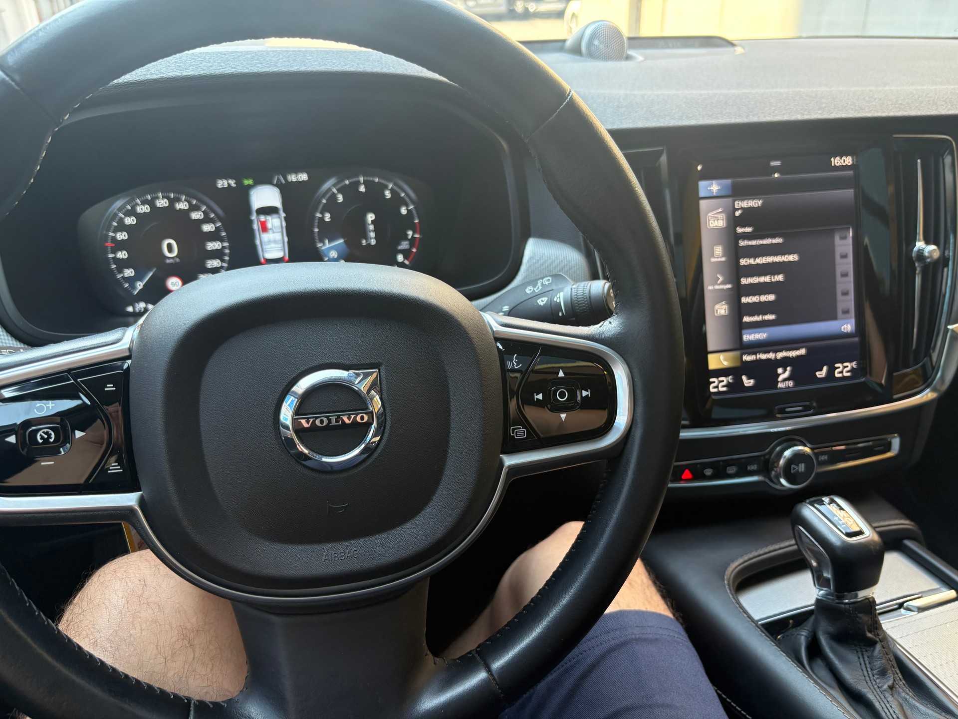VOLVO V90 T6 AWD Inscription Geartronic - 16