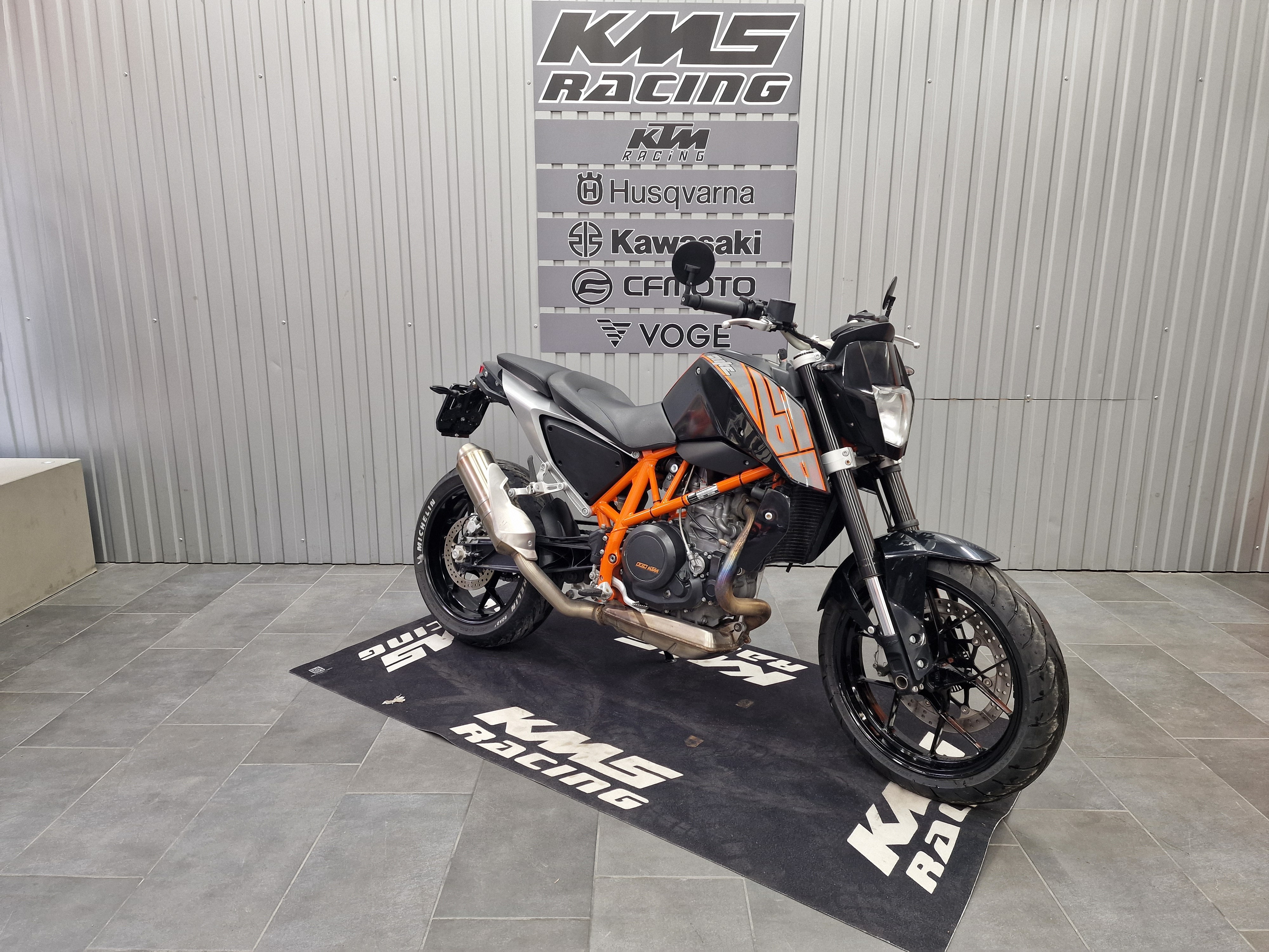 KTM 690 Duke