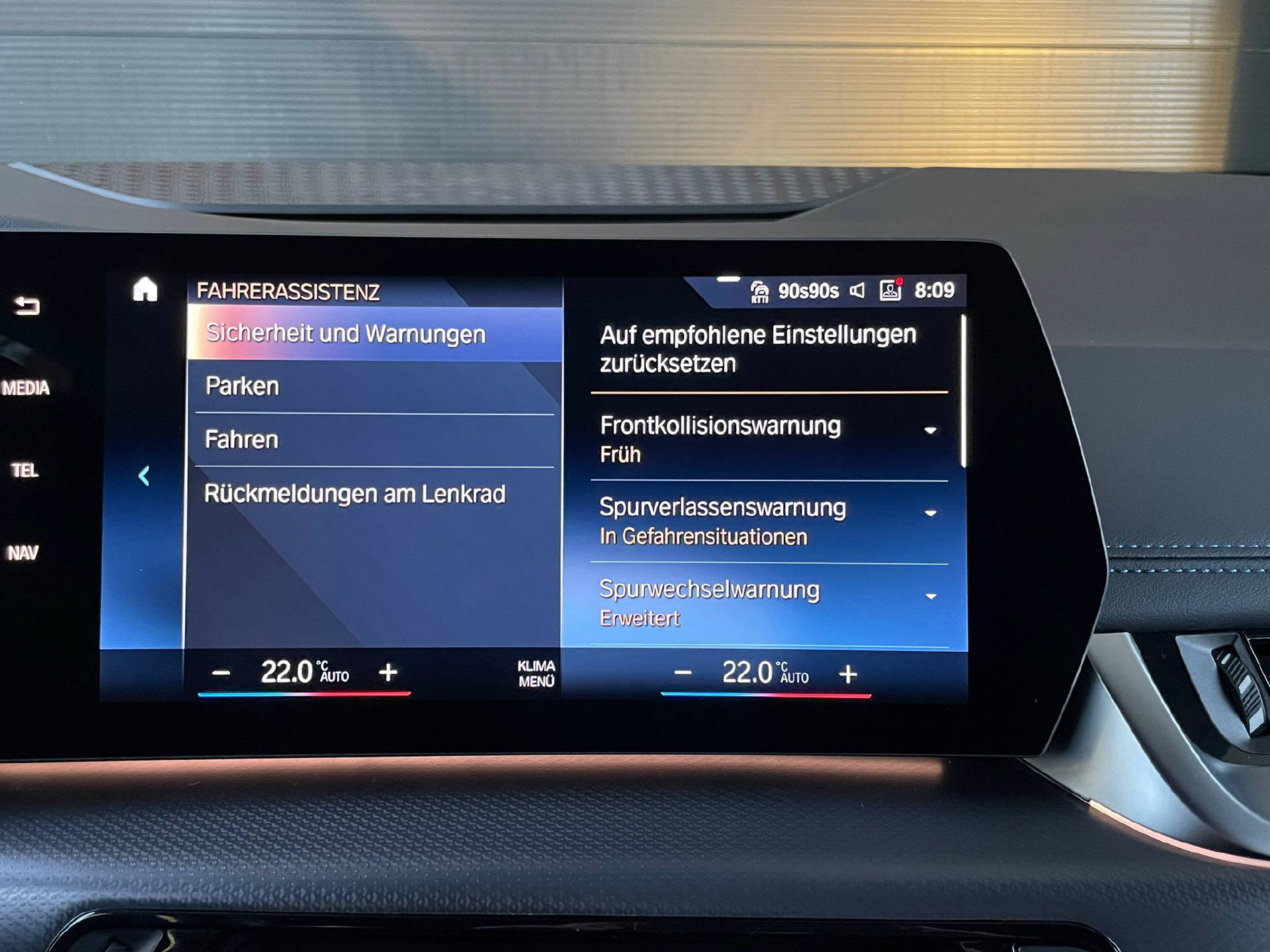 BMW 218d SDKG Active Tourer-11