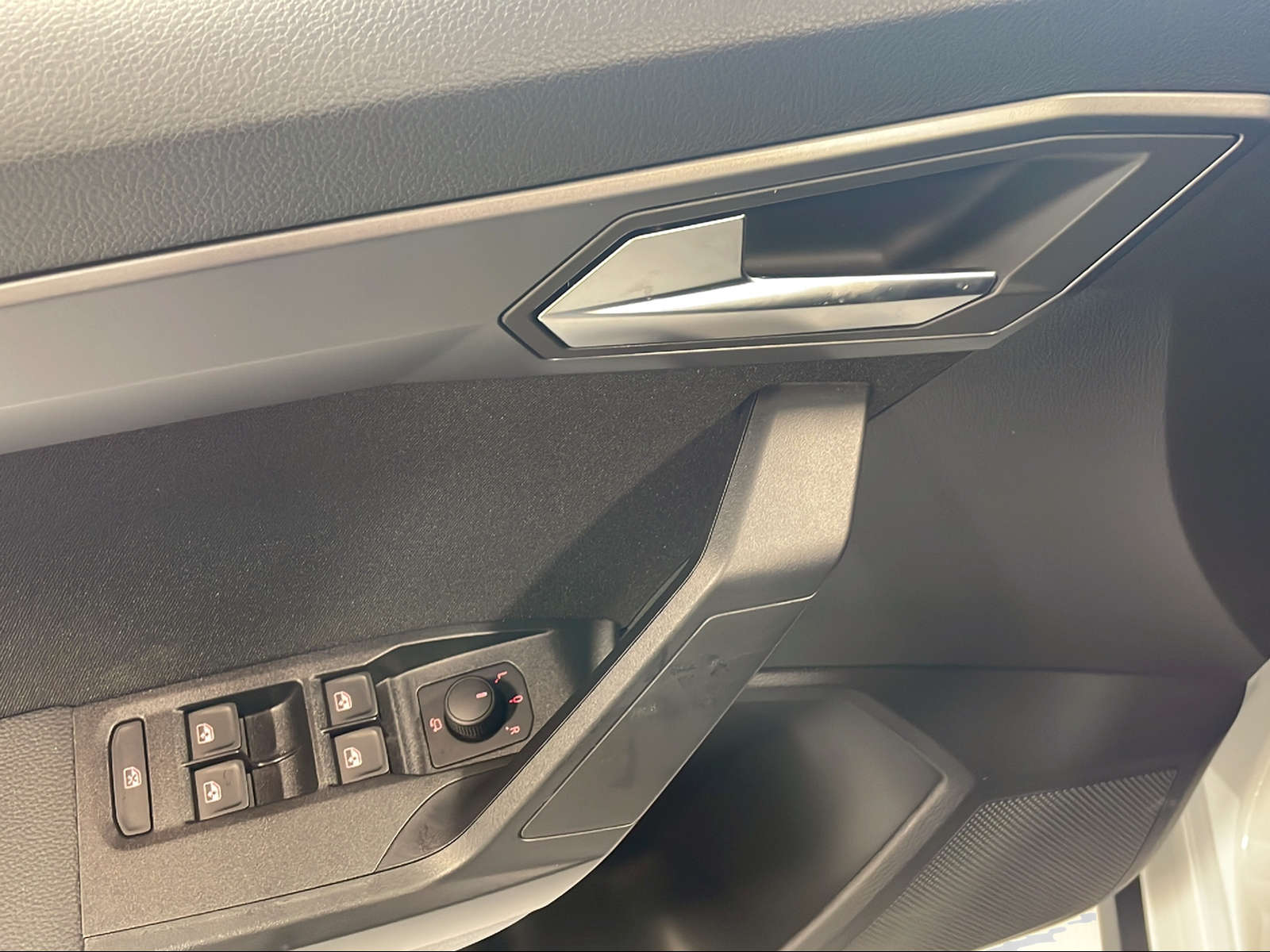 SEAT Arona 1.5 TSI FR DSG Limited Edition - 11