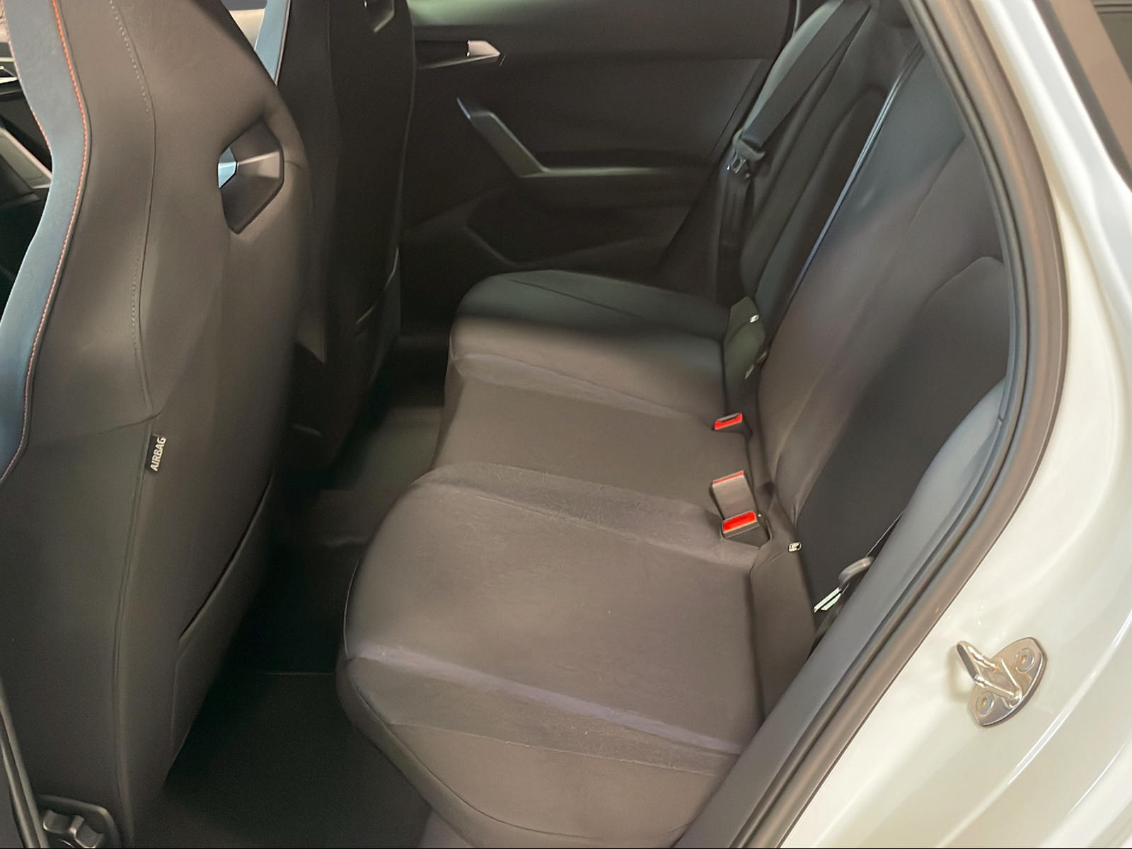 SEAT Arona 1.5 TSI FR DSG Limited Edition - 12