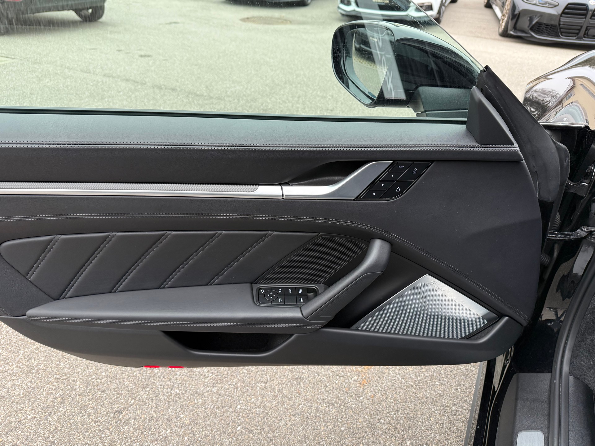 PORSCHE 911 Turbo S Cabriolet PDK - 10