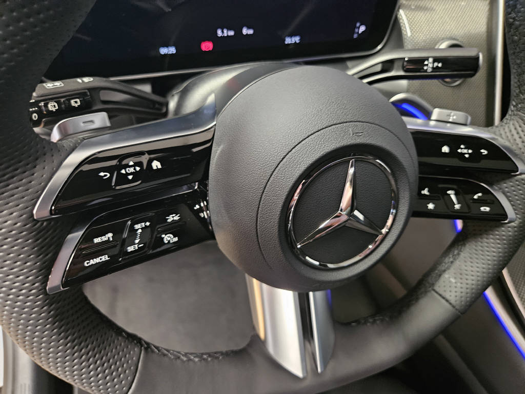 MERCEDES-BENZ GLC 220 d 4Matic AMG Line - 9