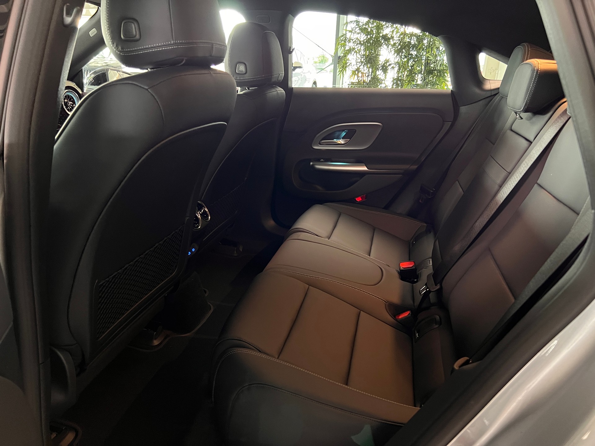 MERCEDES-BENZ CLA 350 4 Matic 85 kWh EQ - 8