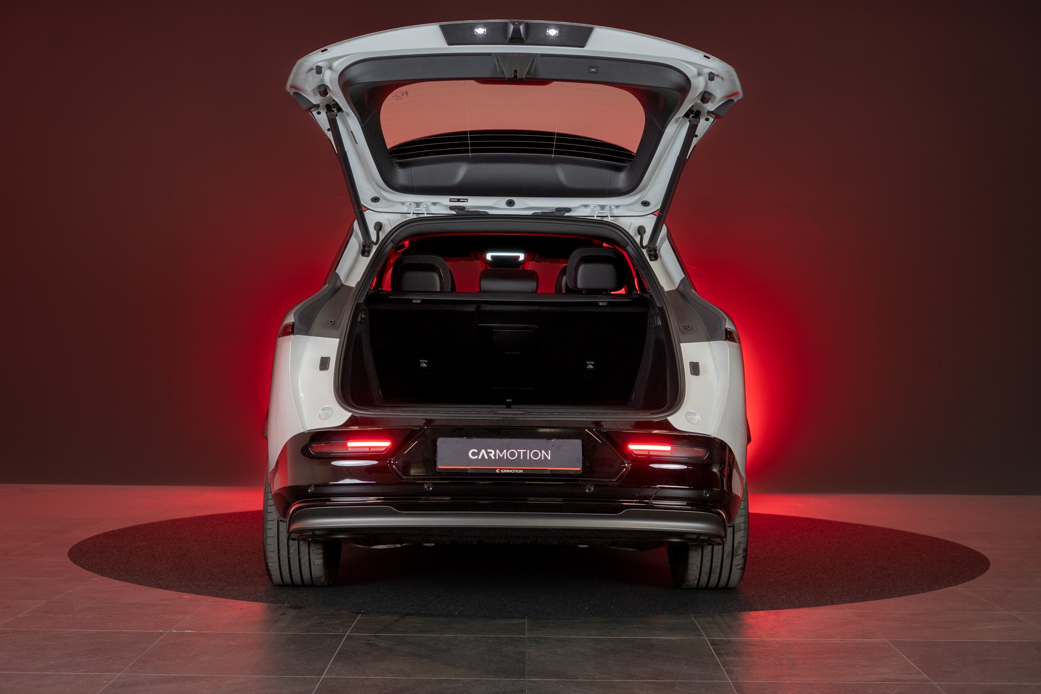 7X 100kWh Privilege AWD / Comfort & Cockpit Paket / Panorama-Schiebedach / Massage-Sitze