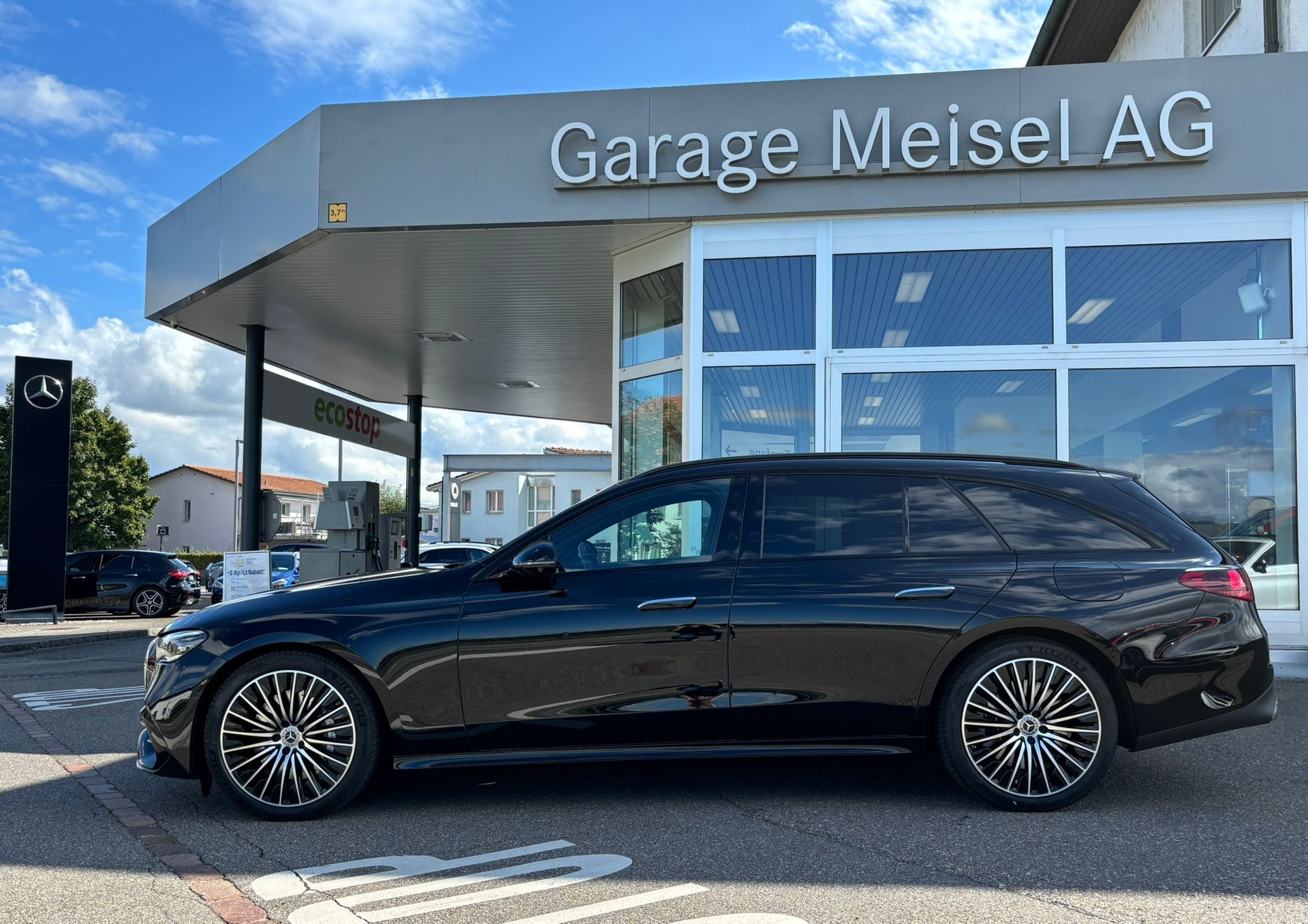 MERCEDES-BENZ E 300 de AMG-Line 4Matic Kombi - 6