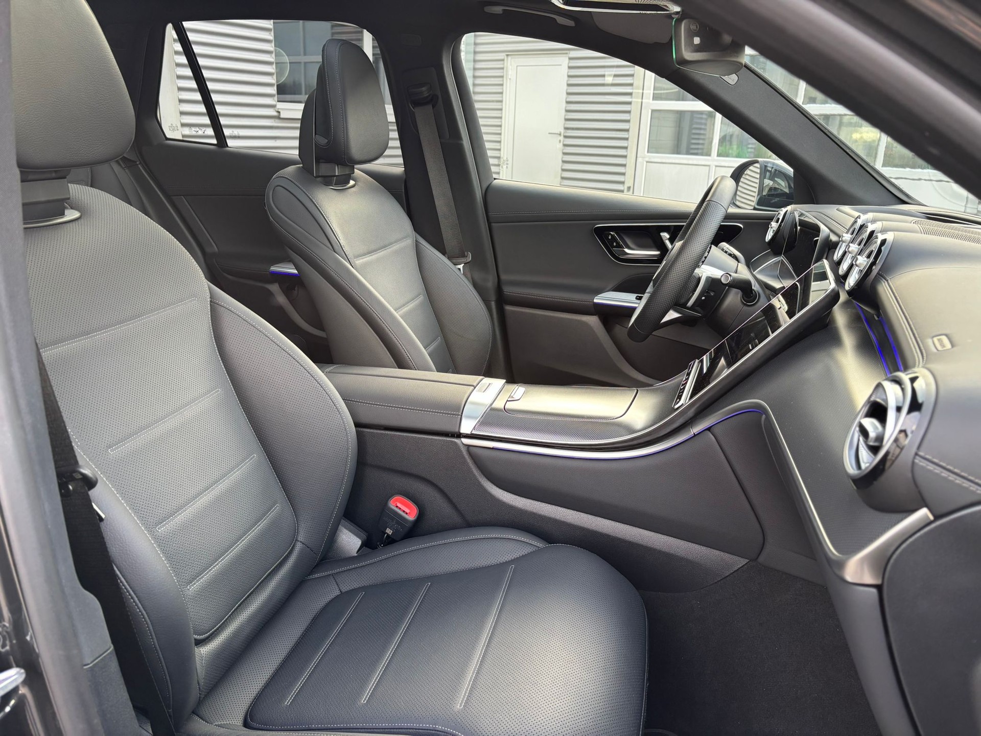 MERCEDES-BENZ GLC 300 AMG-Line 4Matic - 9