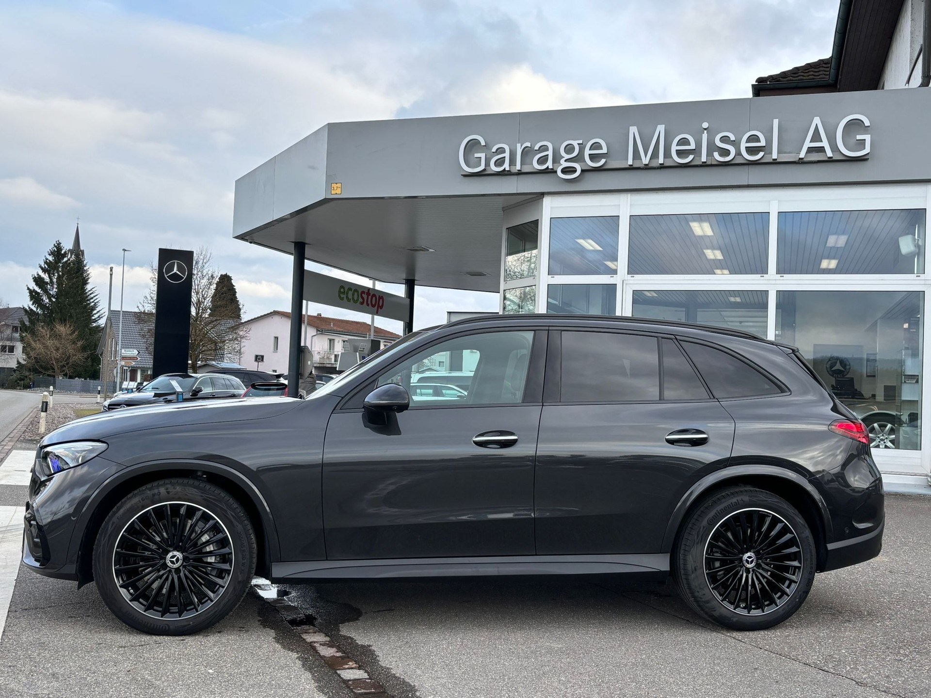 MERCEDES-BENZ GLC 300 AMG-Line 4Matic - 6