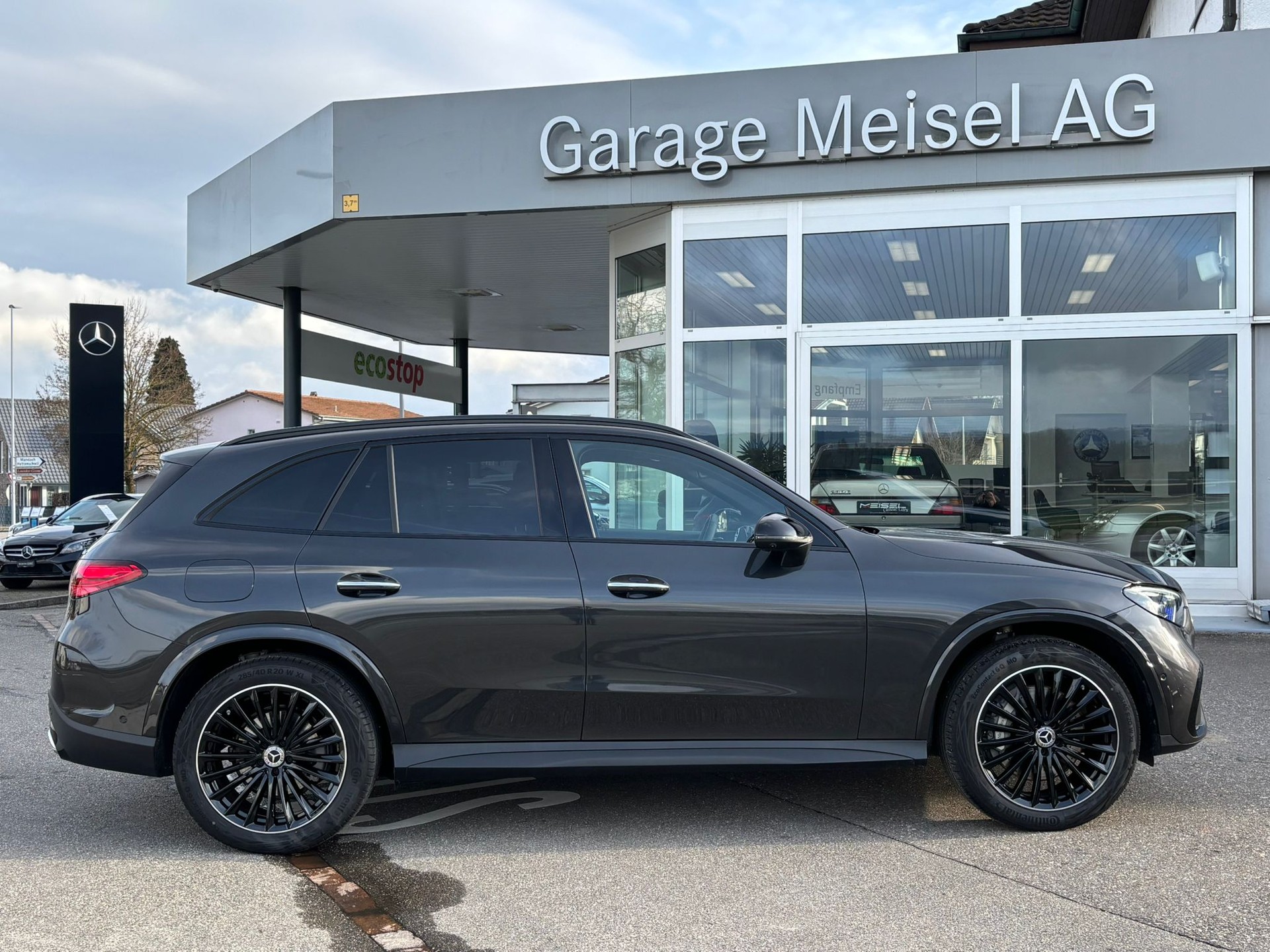 MERCEDES-BENZ GLC 300 AMG-Line 4Matic - 5