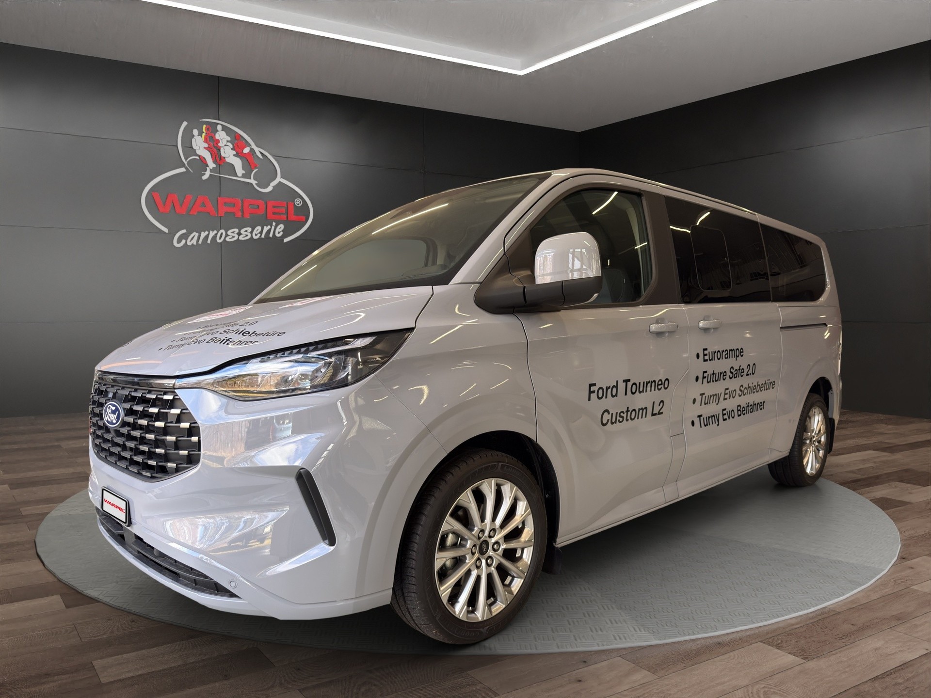 FORD Tourneo Bus 320 L2H1 Titanium Automat 4x4 - 5
