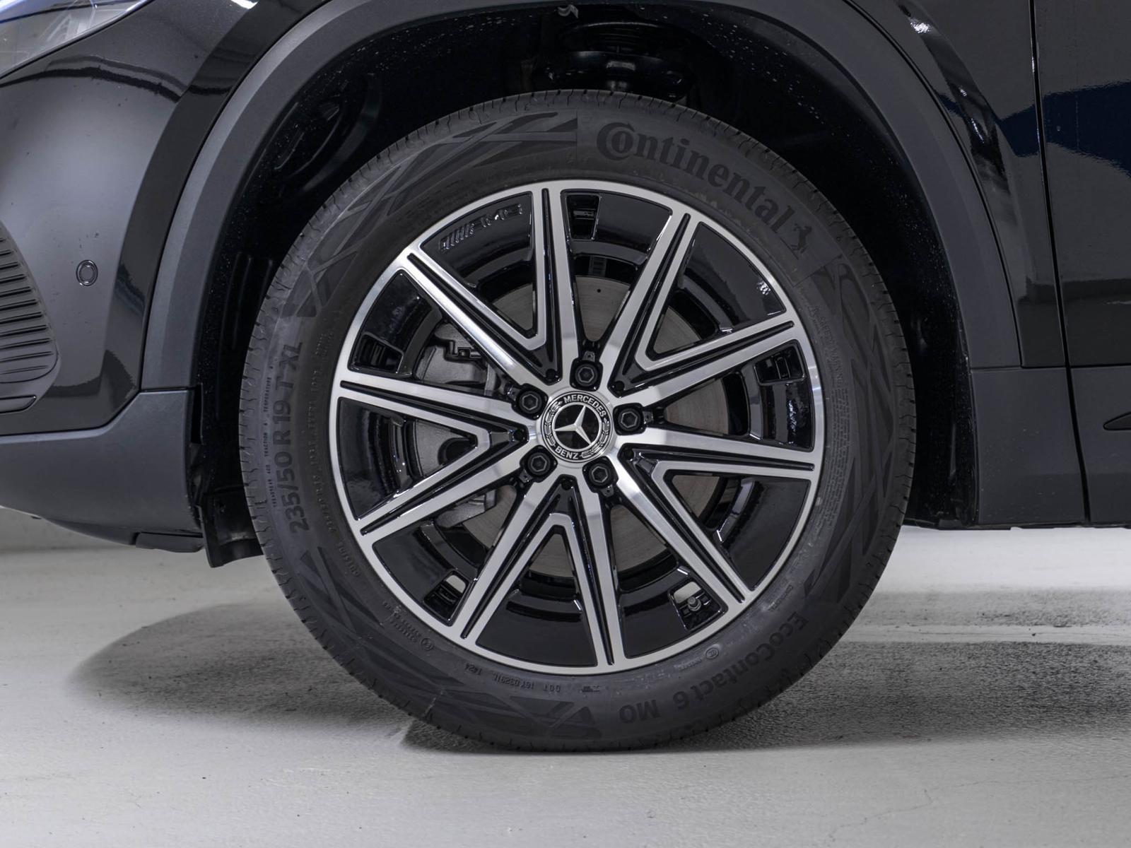 MERCEDES-BENZ EQA 350 4MATIC "Swiss Star" - 15