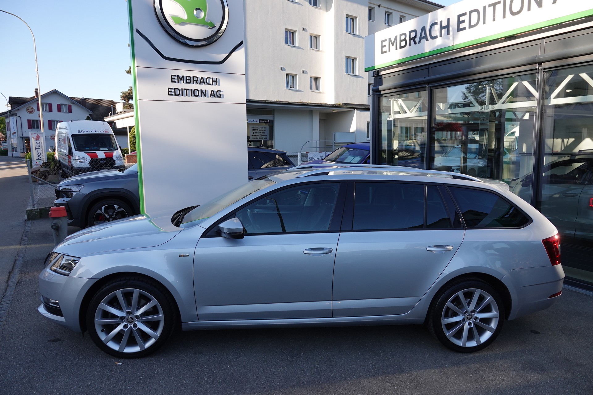 SKODA Octavia Combi 2.0 TSI Soleil 4x4 DSG - 5