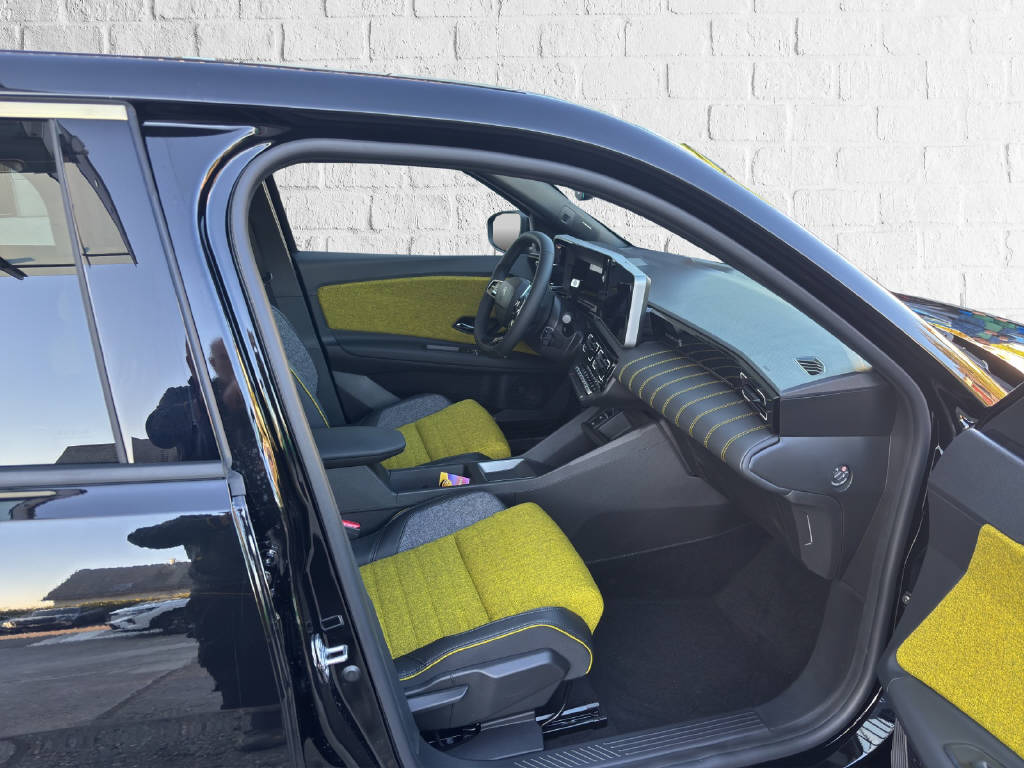 RENAULT R5 E-Tech Comfort Range iconic five - 10