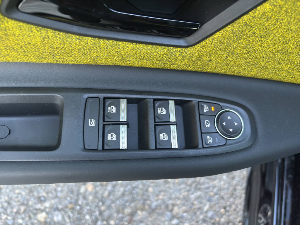 RENAULT R5 E-Tech Comfort Range iconic five - 12