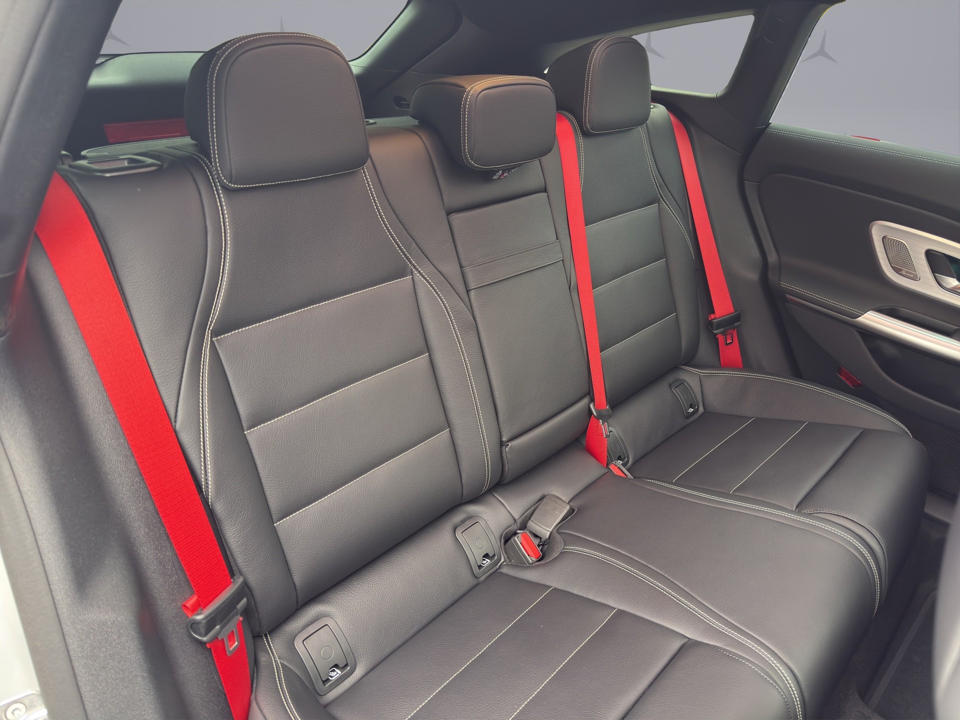 MERCEDES-BENZ CLA 220 Shooting Brake - 17