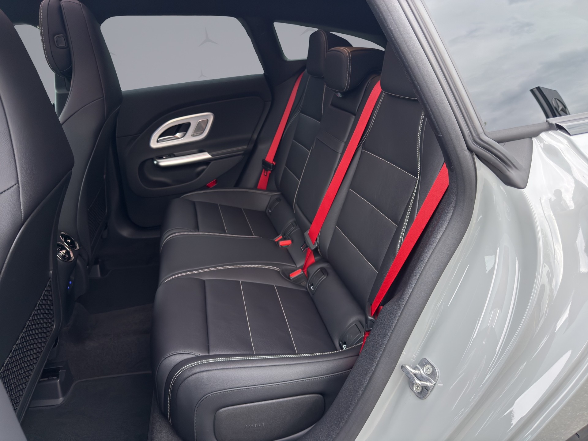 MERCEDES-BENZ CLA 220 Shooting Brake - 12