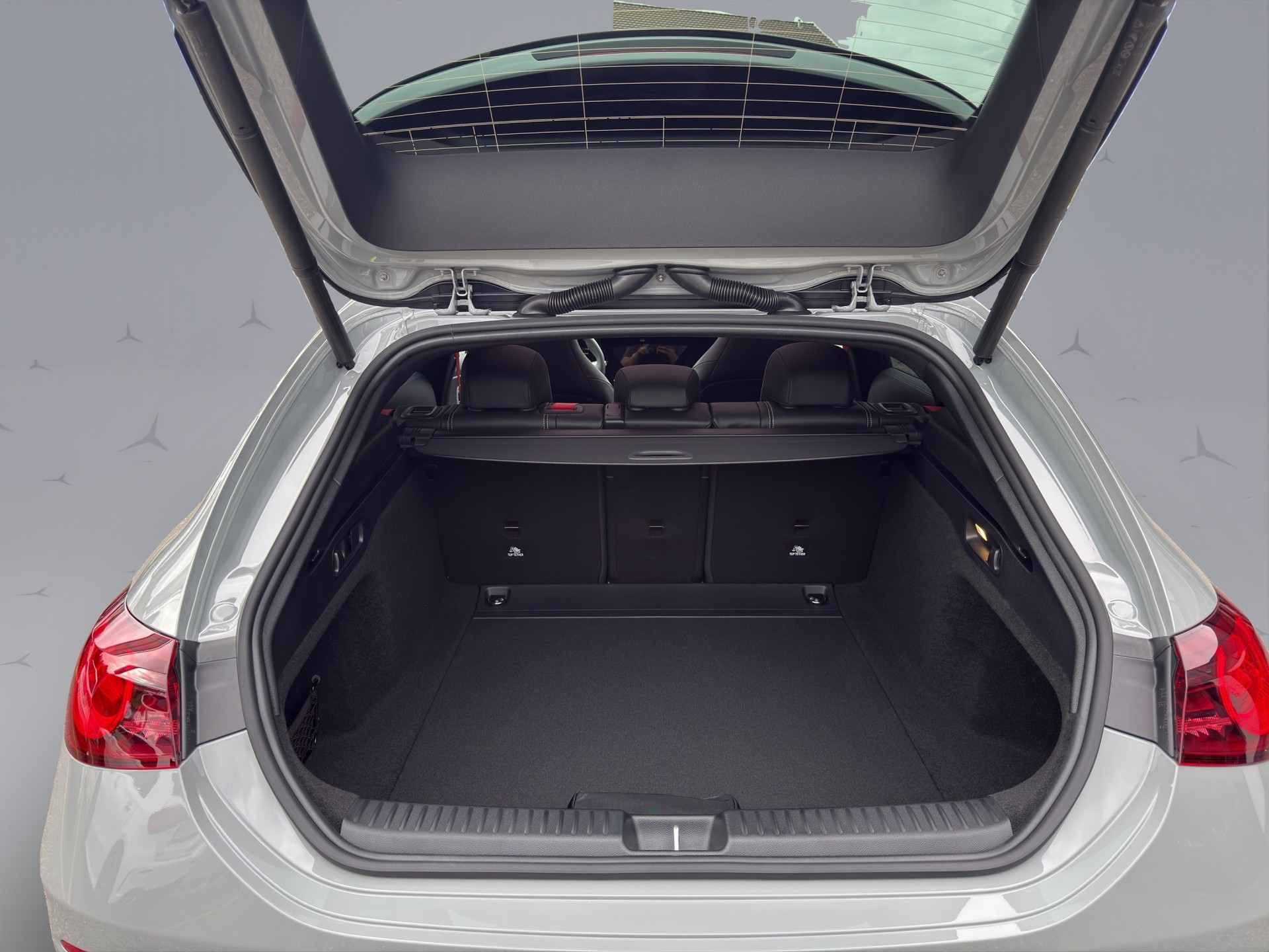 MERCEDES-BENZ CLA 220 Shooting Brake - 18