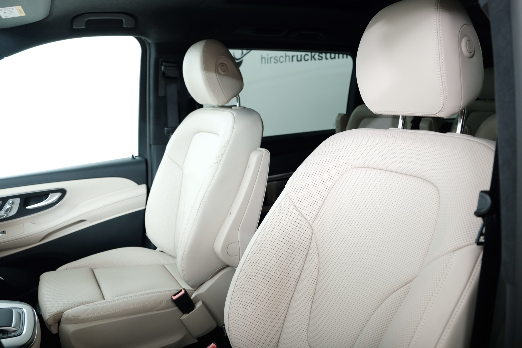 MERCEDES-BENZ V 300 d lang Exclusive 9G-Tronic - 11
