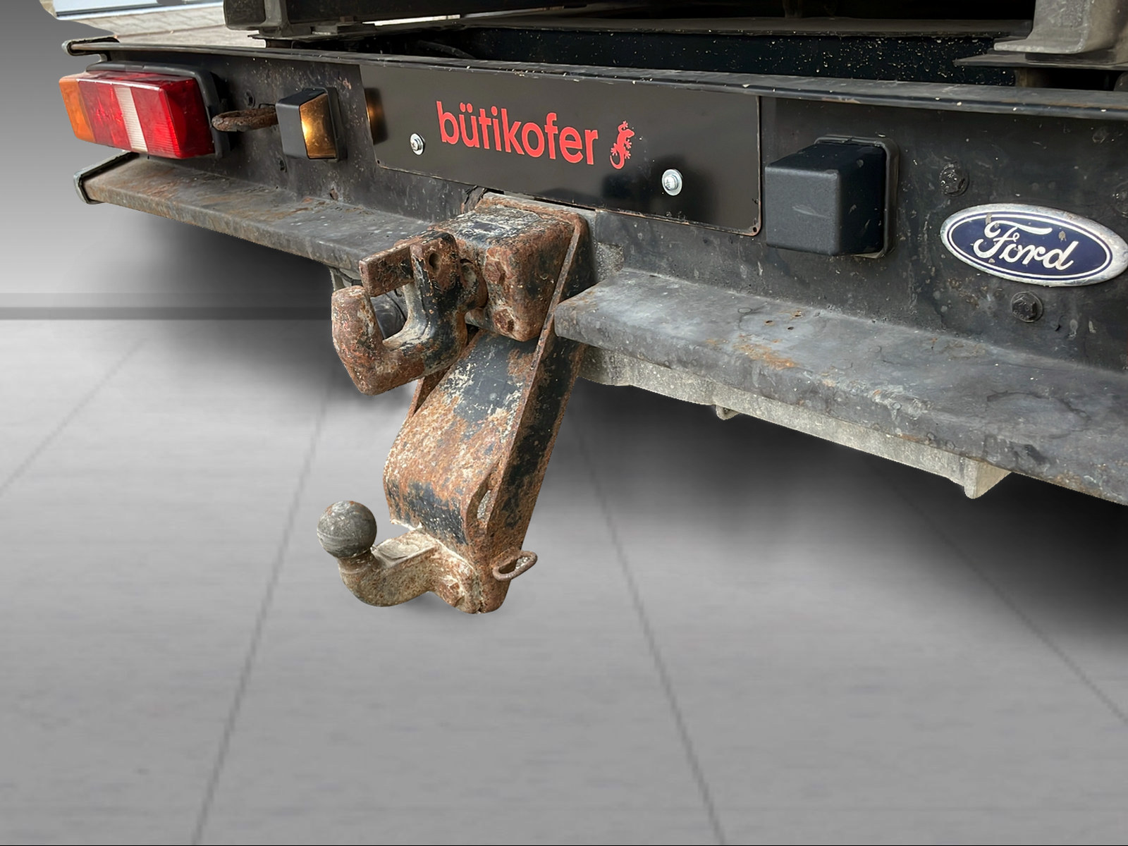 FORD Transit Kab.-Ch. 350 M 2.4 TDCi - 11