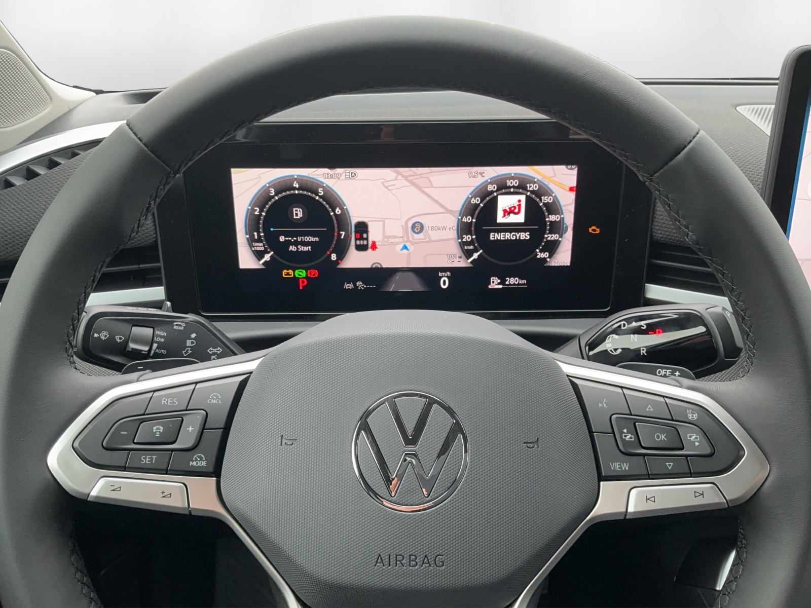 VW T-Roc 1.5 eTSI mHEV Life DSG - 8