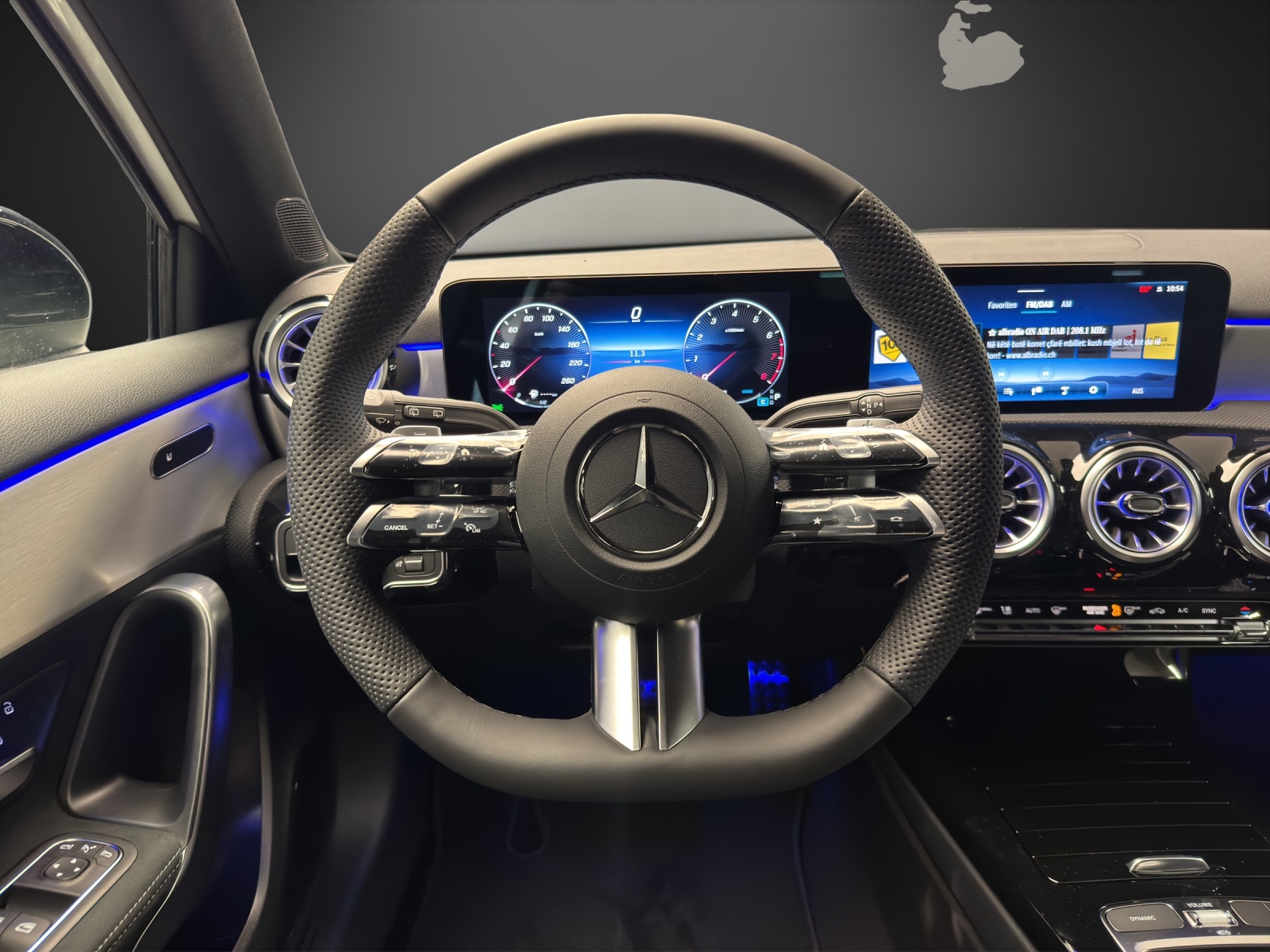 MERCEDES-BENZ A 250 e EQ Star 8G-DCT - 15