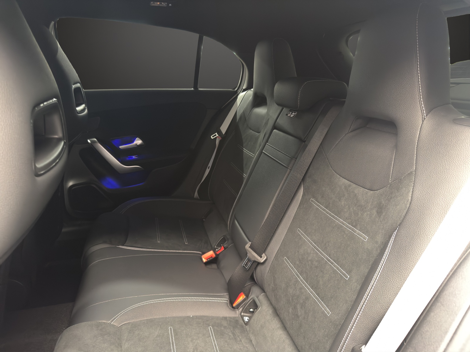 MERCEDES-BENZ A 250 e EQ Star 8G-DCT - 10