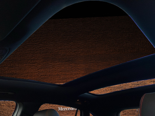 MERCEDES-BENZ GLA 250 AMG Line 4Matic - 9