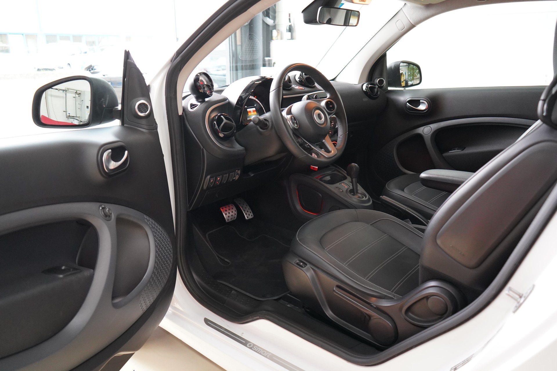 SMART fortwo prime - 16