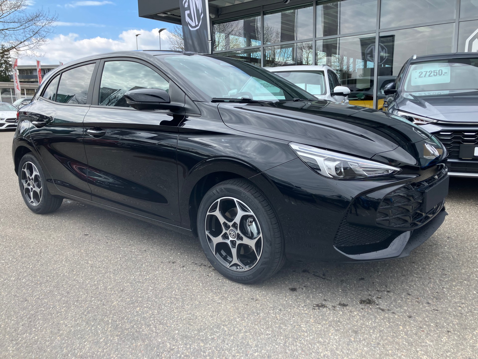 MG 3 1.5 Hybrid Luxury Aut. - 2